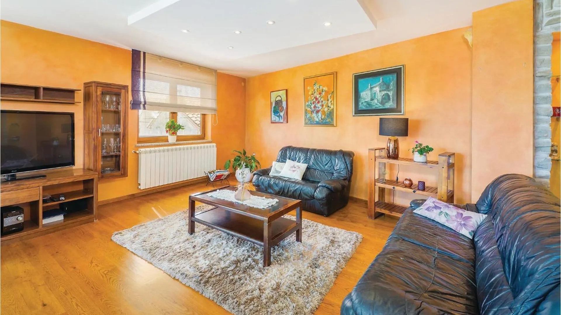 3 Bedroom Awesome Apartment In Viskovo